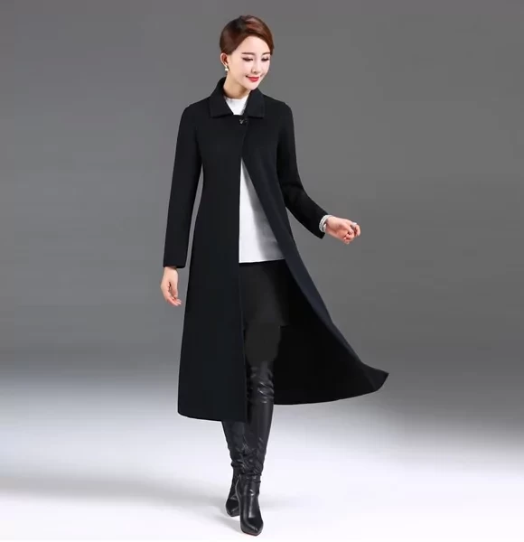 Elegant Ladies Winter Jacket (Black Long)