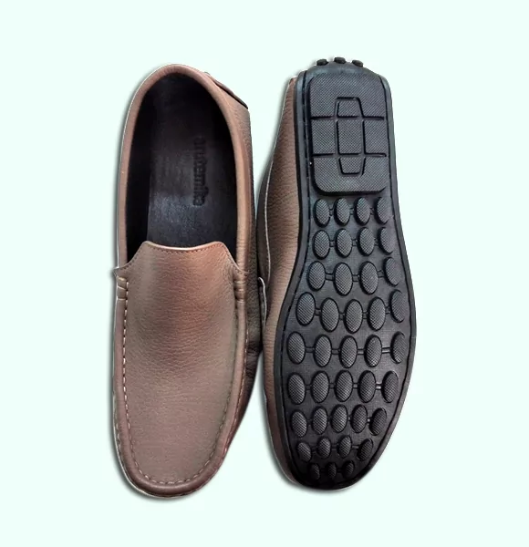 Comfortable Loafers Made by 100% Waterproof shiny and Softy leather Brown