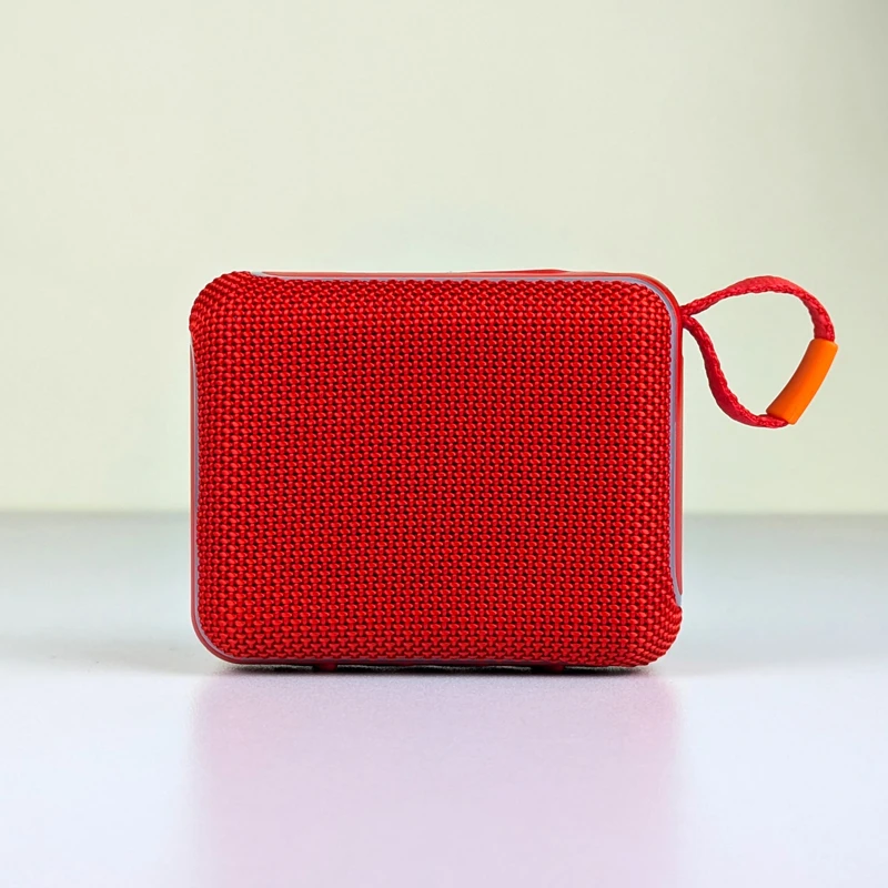 GRAB & GO 4 Portable Bluetooth Speaker with RGB Light