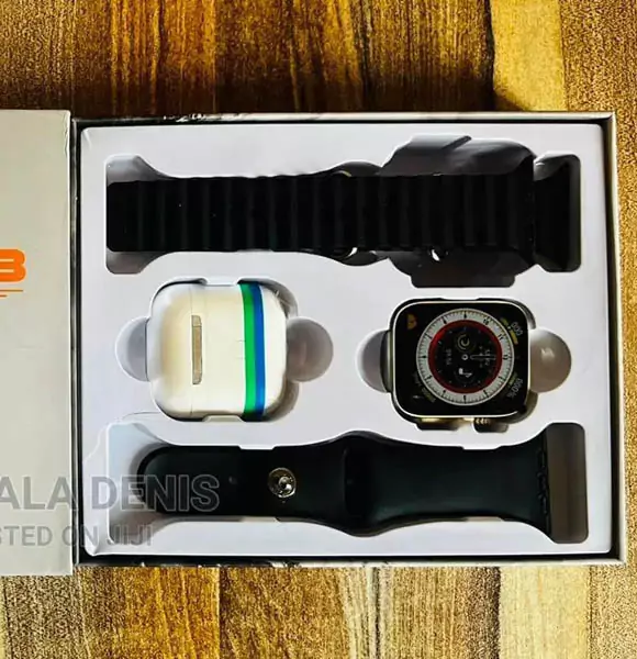 S8 Ultra Smart Watch Series 8 Phone Call Reloj Inteligente Waterproof Smartwatch Ultra8 with Headphones Headsets Earbuds 2 in 1 (H&G)