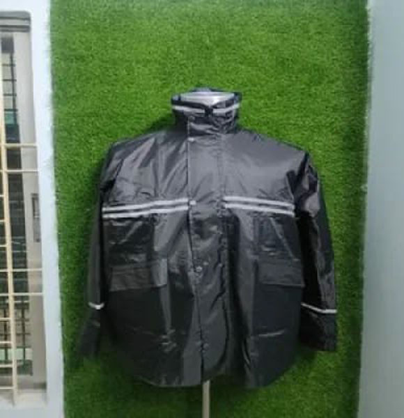 100% Water proof High quality Rain Coat With Pant. (BMW)