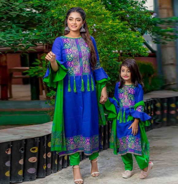 Puja Special Printed Family Dress (Three Pieces, Mom & Baby) GM-104
