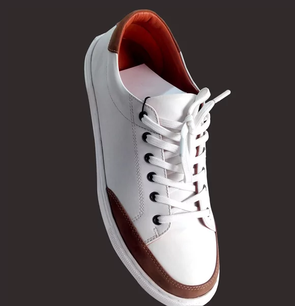 Comfortable Man Sneakers Made by  shiny and Softy Genuine Leather